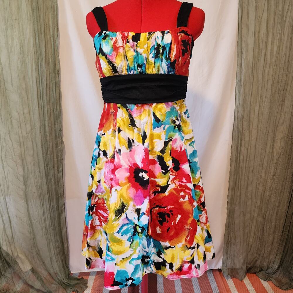 B. Smart Bright Floral Red Yellow Halter Summer Knee Length Dress Size 12